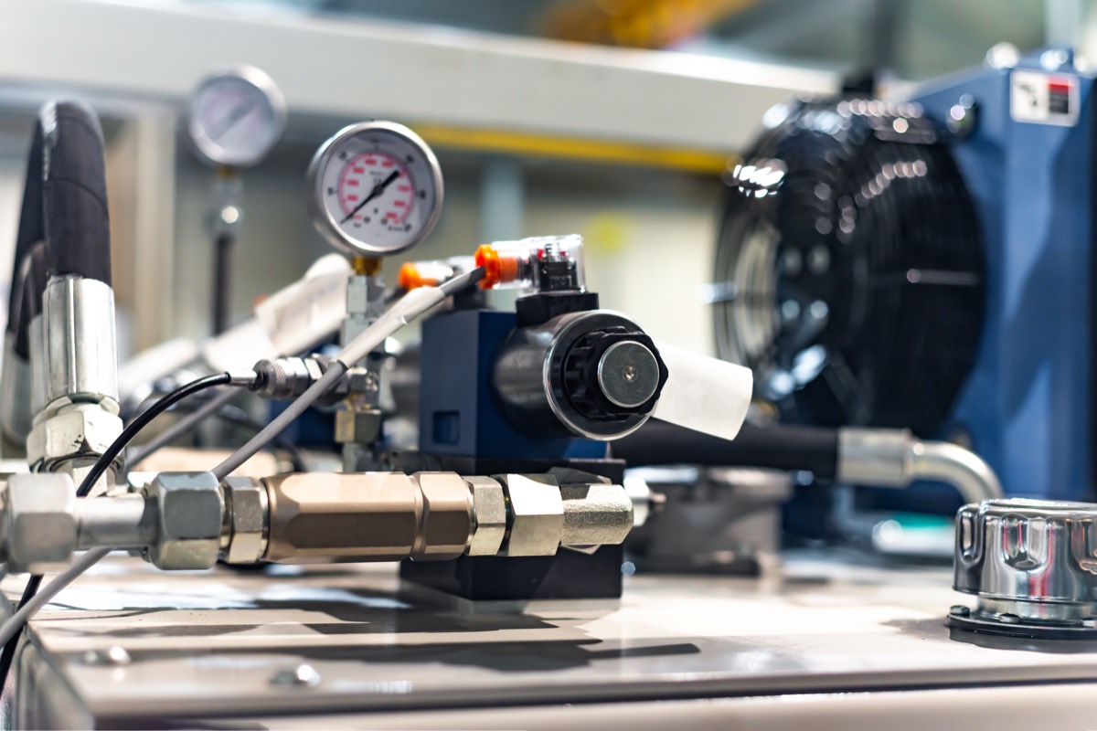 Parker-Hydraulikaggregat mit Manometer